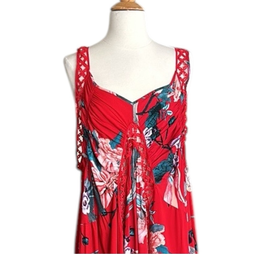 Jaase Red Floral Maxi Dress - Picture 6 of 16